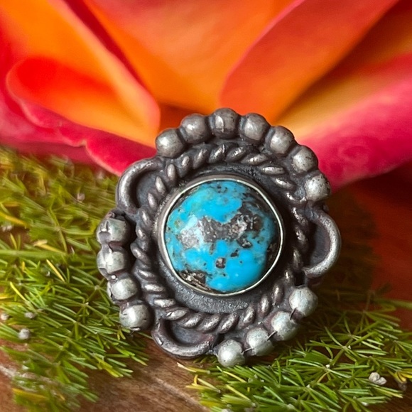 VINTAGE Native American Silver/Blue Turquoise Stone Ring 9.89 Grams Size 6 - Picture 5 of 8